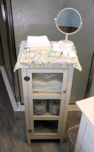 Dogwood Suite cabin soap shampoo towels