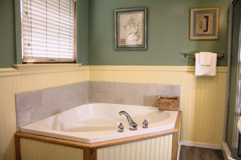 sugar pine jetted tub