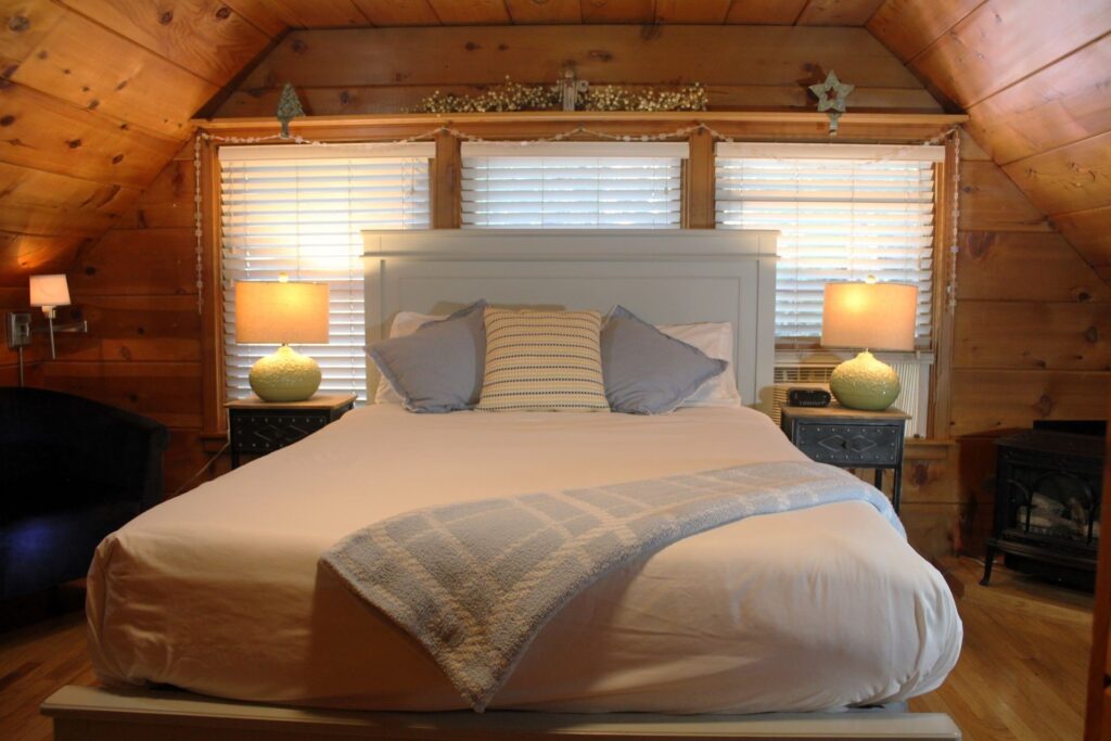 elliott house sugar pine suite.jpg